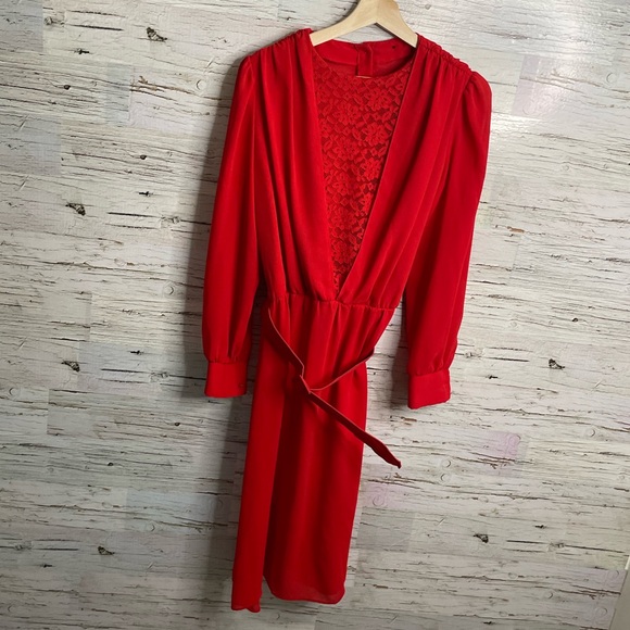 Vintage Dresses & Skirts - Vintage red long sleeve dress midi lace with belt size small